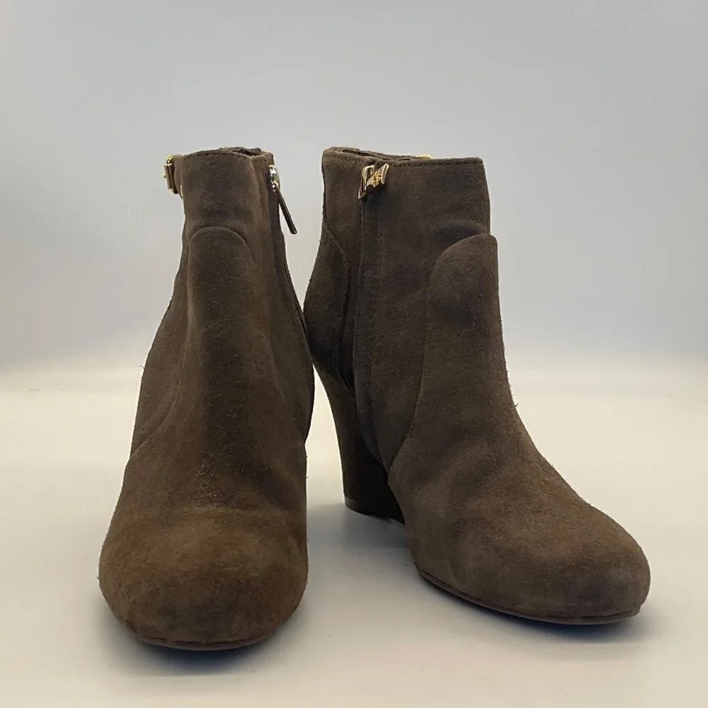 TORY BURCH Leather Milan Wedge Bootie Belted Gold Logo Size 7.5